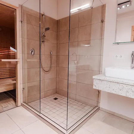 Mit Sauna Direkt An Der Mittelstation Panoramabahn Kitzbuehel * 米特西尔