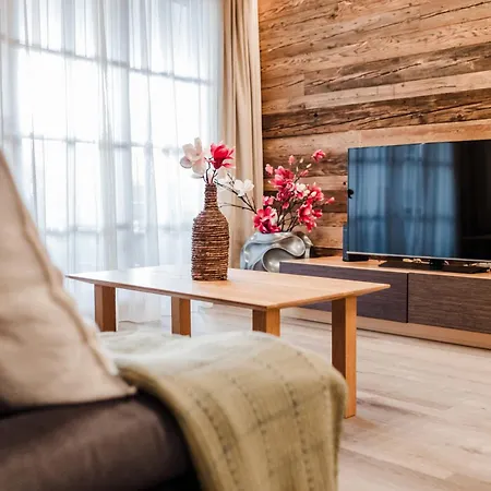 Mit Sauna Direkt An Der Mittelstation Panoramabahn Kitzbuehel 公寓 *