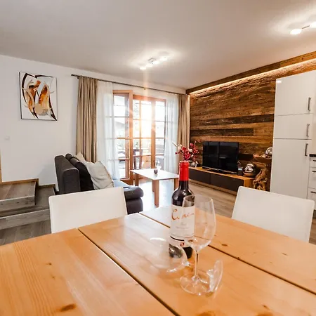 Mit Sauna Direkt An Der Mittelstation Panoramabahn Kitzbuehel 公寓 *